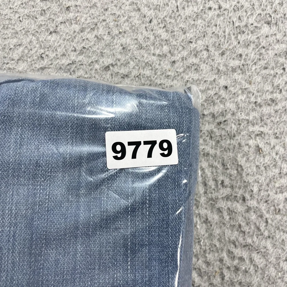 True Religion Ricky Flap SN Jeans Mens 38x34 Blue Med Wash Relaxed Straight
